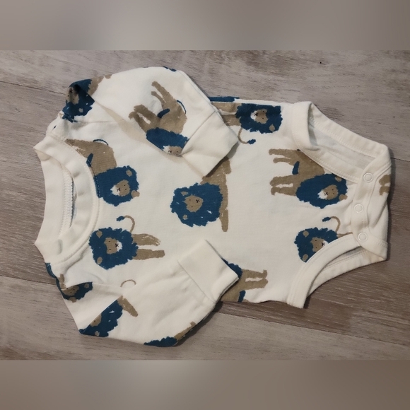 Carter's 3M Lion Vest Set - Picture 4 of 4